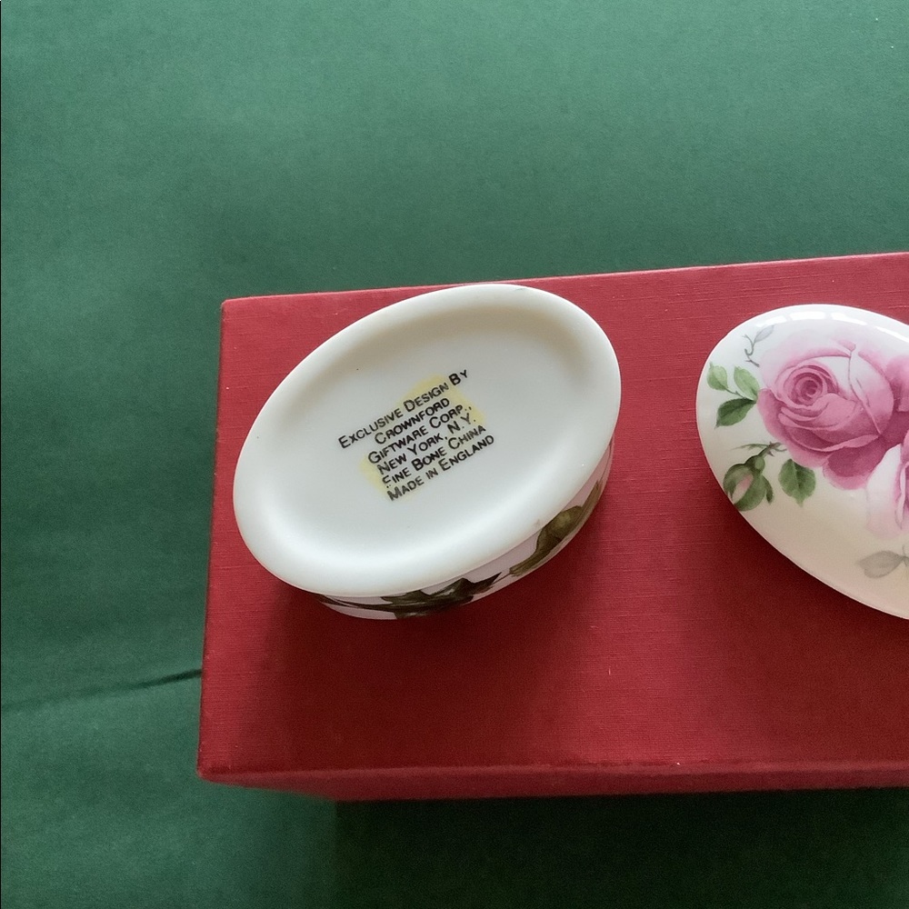 Crownford Fine Bone China Vintage Trinket. - Picture 7 of 10
